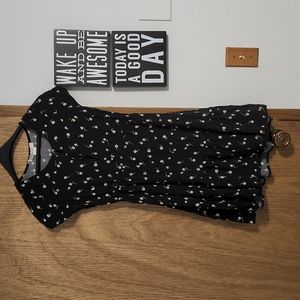 Black daisy dress, size small